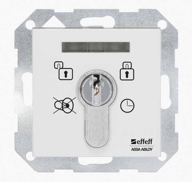 Flush-Mounted Key Switch Model 1380E03